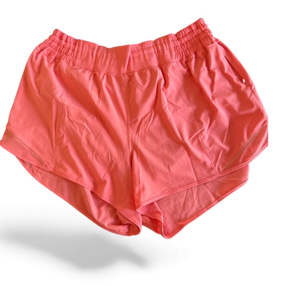 Lululemon Speed Up Shorts Coral Pink Mesh Lined Women’s Size 16 Running